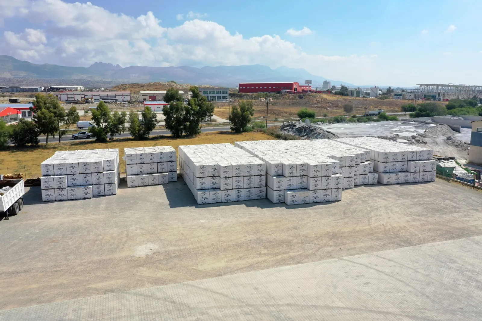 Ergüden Açık Stok Sahası ve Gazbeton Blok Stokları